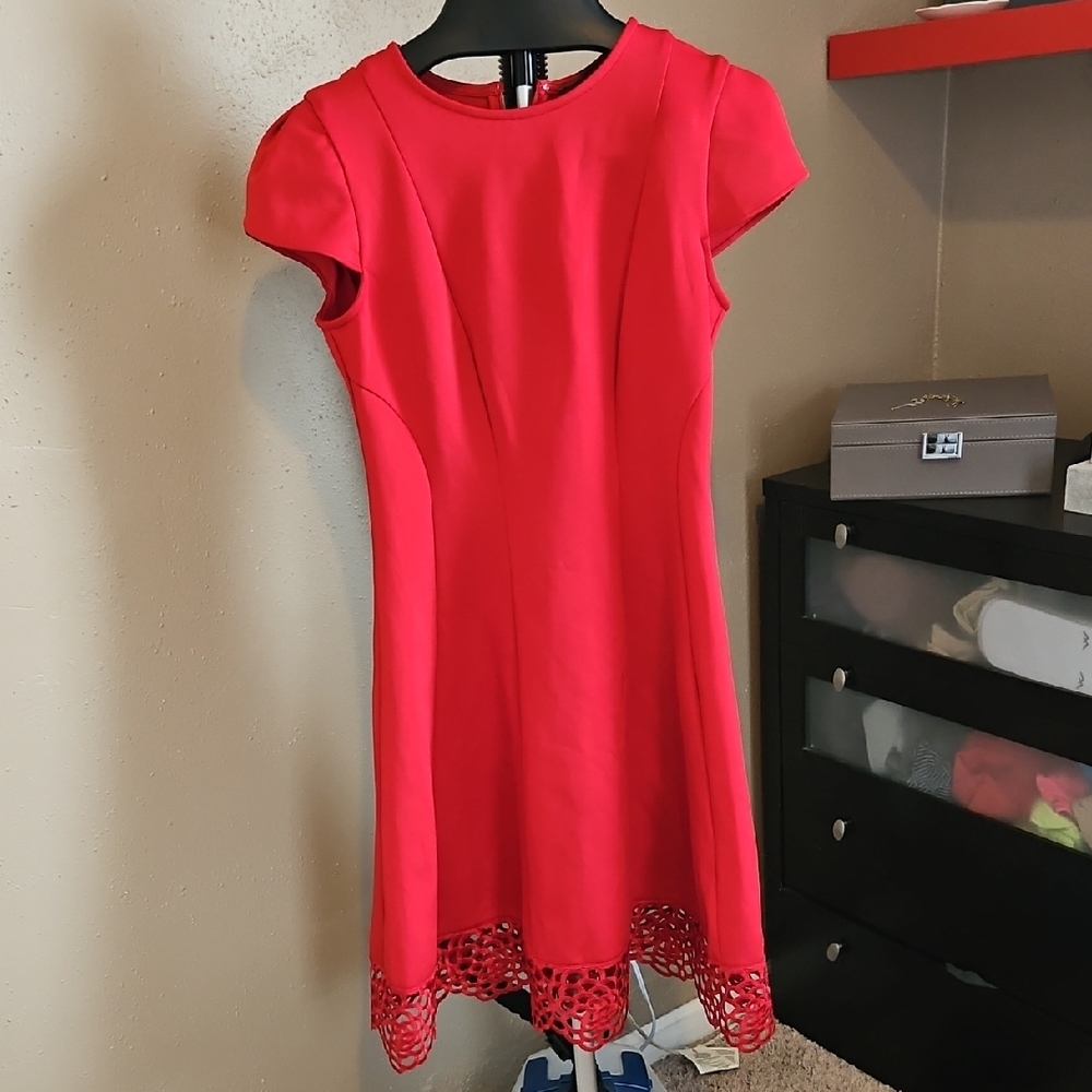 Donna Ricco Vibrant Red Mini Dress